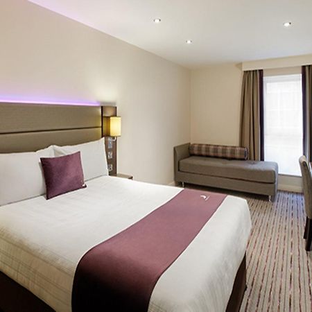 Premier Inn Liverpool Tarbock Eksteriør bilde
